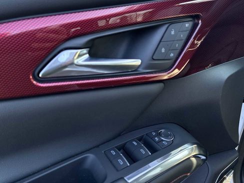 Certified 2024 Chevrolet Traverse RS image 24