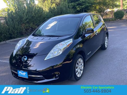 Used 2015 Nissan Leaf S w/ Charge Package FWD image 2
