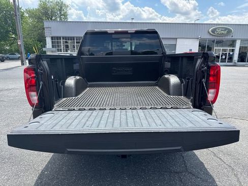 Used 2019 GMC Sierra 1500 SLE w/ SLE Value Package AWD/4WD image 23