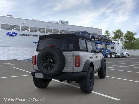 New 2026 Ford Bronco Badlands image 8