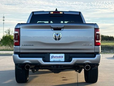 Used 2021 RAM 1500 Laramie w/ Sport Appearance Package image 8
