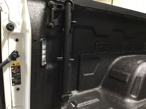 New 2025 GMC Sierra 1500 SLT w/ SLT Premium Package image 21