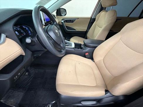 Certified 2024 Toyota RAV4 LE AWD/4WD image 22