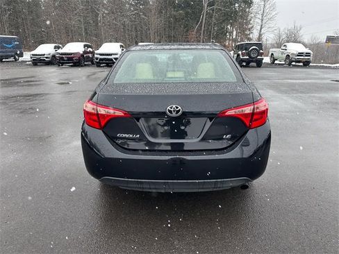 Used 2017 Toyota Corolla L image 4