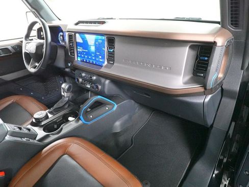 Certified 2023 Ford Bronco Outer Banks w/ Sasquatch Package AWD/4WD image 34