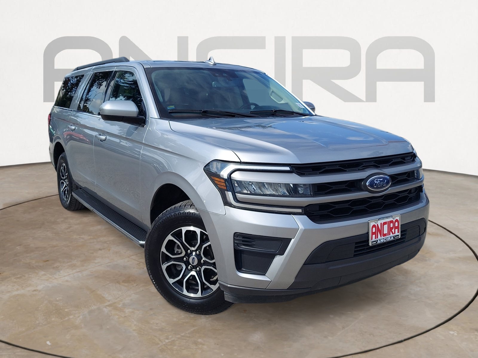 Used 2022 Ford Expedition Max XLT RWD image 4