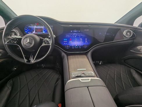 Used 2022 Mercedes-Benz EQS 580 4MATIC Sedan image 14