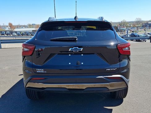 Certified 2024 Chevrolet Trax ACTIV w/ Driver Confidence Package image 5