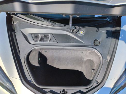 Used 2024 Chevrolet Corvette Stingray Premium Conv w/ Z51 Performance Package image 31