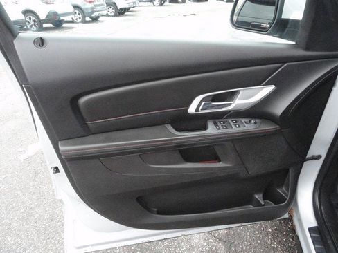 Used 2011 GMC Terrain SLE image 12