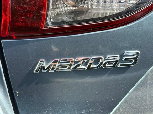 Used 2016 MAZDA MAZDA3 i Touring FWD image 23