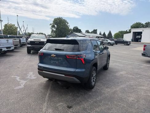 New 2026 Chevrolet Equinox LT w/ Convenience Package II FWD image 12