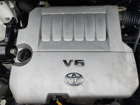 Used 2012 Toyota Highlander FWD image 29