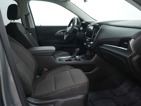 Used 2019 Chevrolet Traverse LT image 14