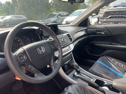 Used 2013 Honda Accord Sport image 9