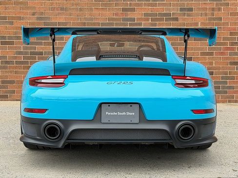 Used 2018 Porsche 911 GT2 RS image 6