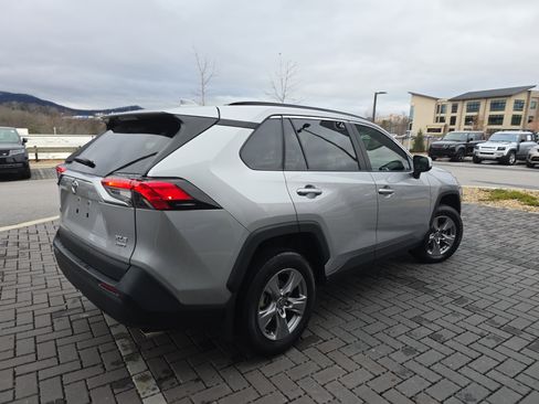 Used 2024 Toyota RAV4 XLE image 5