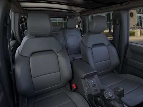 New 2026 Ford Bronco Outer Banks AWD/4WD image 10