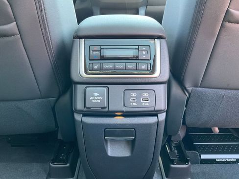 New 2025 Subaru Ascent Bronze Edition image 18