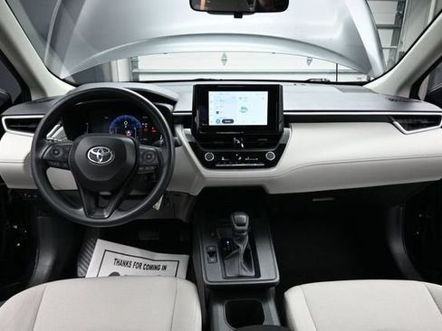 Used 2026 Toyota Corolla Cross L FWD image 20