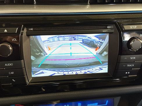 Used 2016 Toyota Corolla S FWD image 19