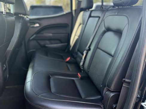 Used 2017 Chevrolet Colorado ZR2 image 13