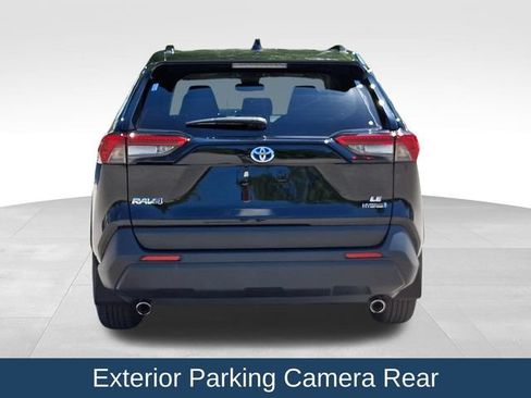 Used 2024 Toyota RAV4 LE AWD/4WD image 6
