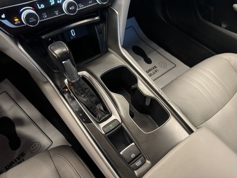 Used 2018 Honda Accord EX-L image 16