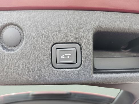 Used 2019 Chevrolet Equinox LT AWD/4WD image 32