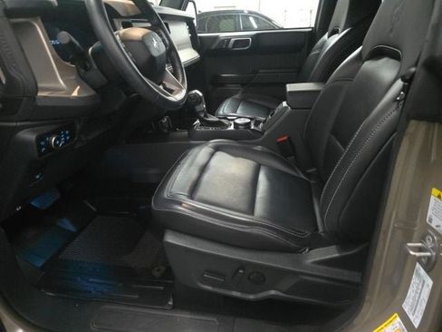 Certified 2025 Ford Bronco Outer Banks AWD/4WD image 17