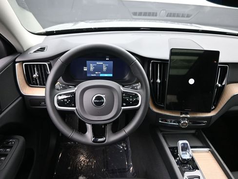New 2026 Volvo XC60 B5 Core w/ Protection Package Premier AWD/4WD image 14