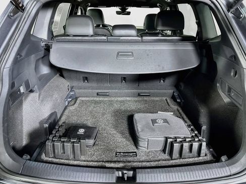 Used 2023 Volkswagen Tiguan SEL R-Line AWD/4WD image 23