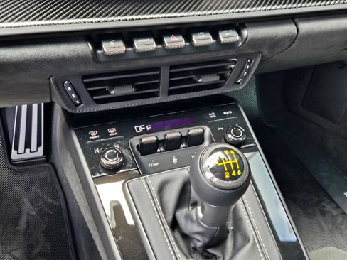 Certified 2026 Porsche 911 GT3 RWD image 20