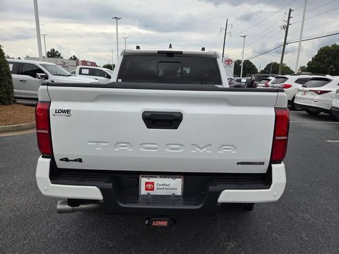 Used 2025 Toyota Tacoma TRD Sport w/ TRD Sport Premium Package AWD/4WD image 11