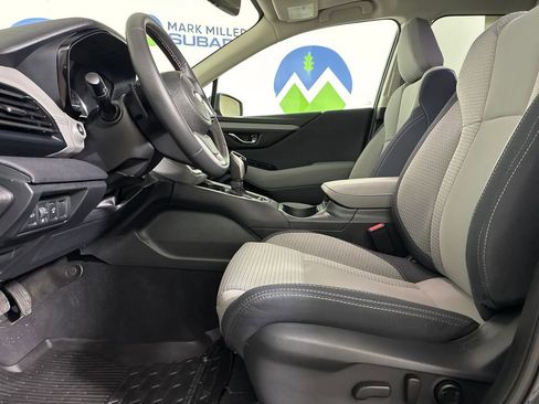 Used 2025 Subaru Outback Premium w/ Popular Package #1A image 16