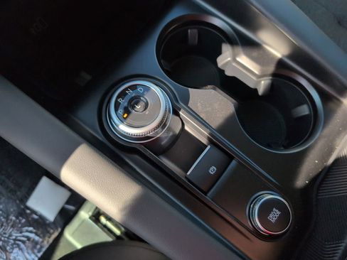 New 2026 Ford Explorer Active image 24