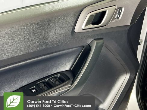 Used 2020 Ford Ranger Lariat w/ Technology Package AWD/4WD image 12