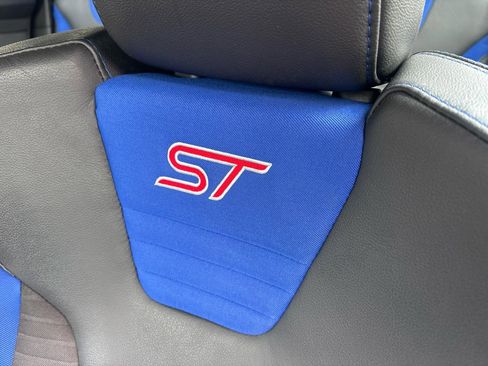 Used 2014 Ford Focus ST w/ Equipment Group 201A image 17