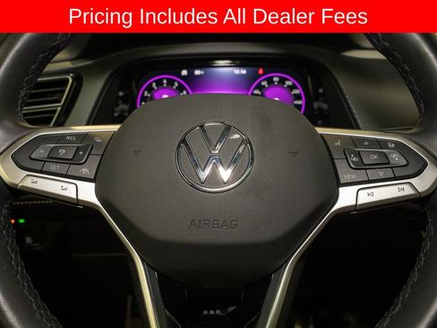 Used 2025 Volkswagen Atlas Cross Sport SEL R-Line AWD/4WD image 23