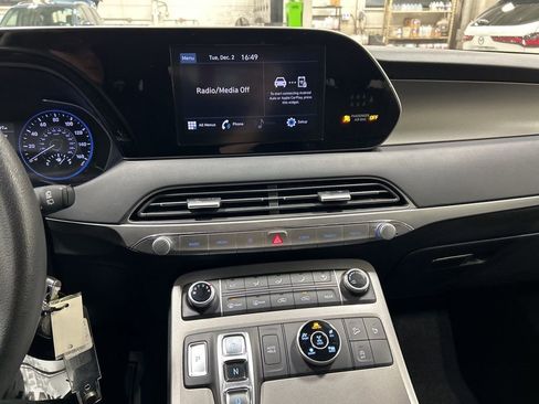 Used 2021 Hyundai Palisade SE w/ Cargo Package image 17