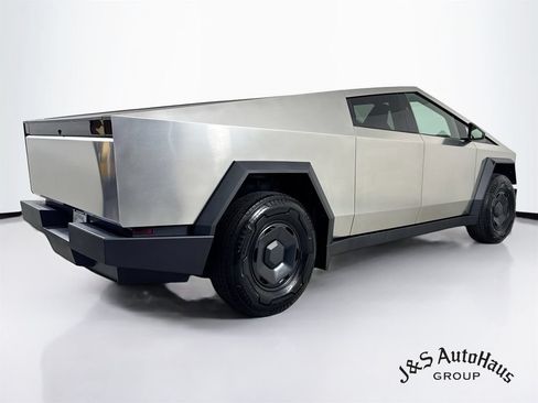Used 2026 Tesla Cybertruck AWD Crew Cab image 7