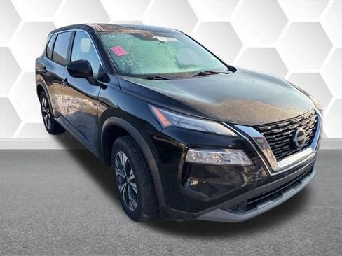 Used 2023 Nissan Rogue SV image 5