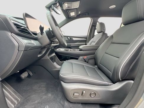 New 2026 Buick Enclave Preferred w/ Power Package FWD image 15
