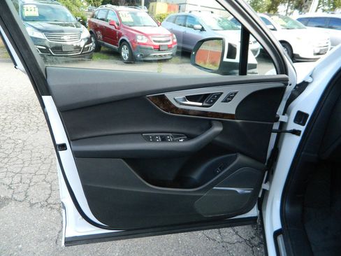 Used 2018 Audi Q7 2.0T Premium Plus w/ Premium Plus Package image 27