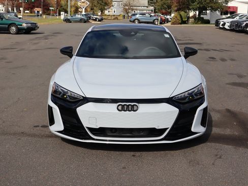 Used 2023 Audi e-tron GT Premium Plus image 2