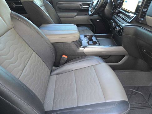 Certified 2024 Chevrolet Silverado 2500 ZR2 w/ Technology Package image 14