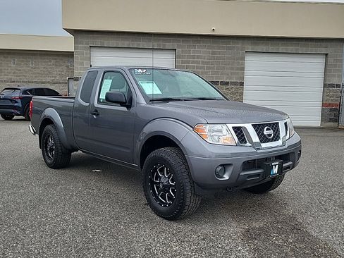 Used 2019 Nissan Frontier SV AWD/4WD image 1