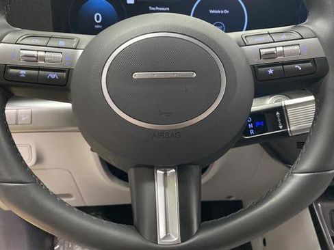 Certified 2025 Hyundai Kona SEL AWD/4WD image 16