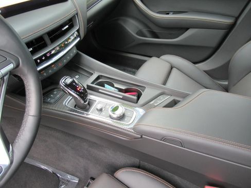 Certified 2025 Cadillac CT5 V w/ Technology Package AWD/4WD image 17
