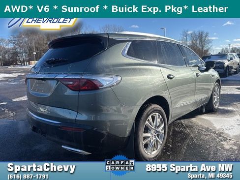 Used 2023 Buick Enclave Premium image 3